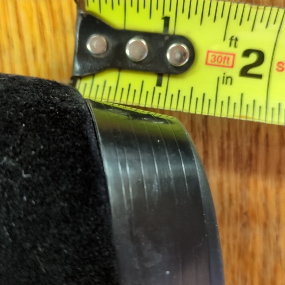 Munro Cerise Black Velvet Slip On Low Heeled Loafer Size 8.5 SS - Picture 9 of 11